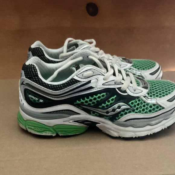 Kids Saucony Omni 9 Size 2Y - Picture 3 of 6